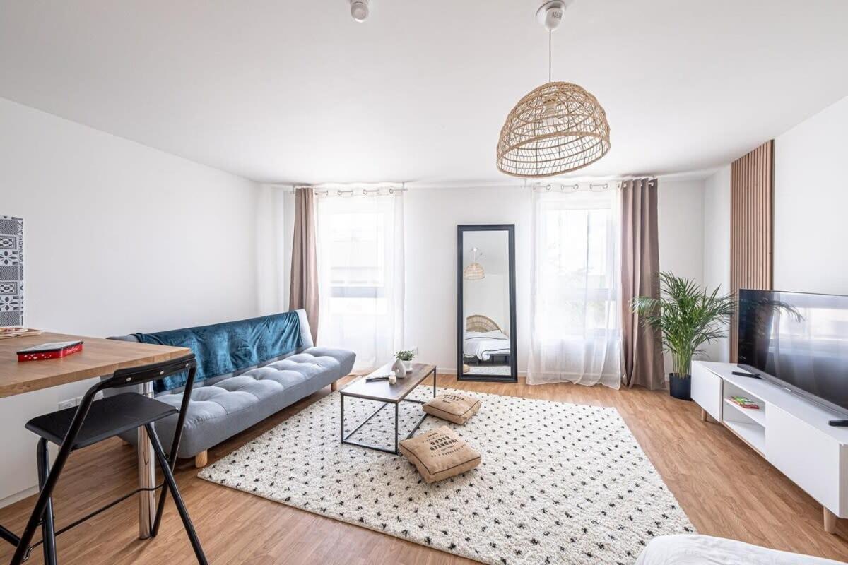 Studio Disneyland En 10 Min Paris 30 Min Montévrain Eksteriør bilde