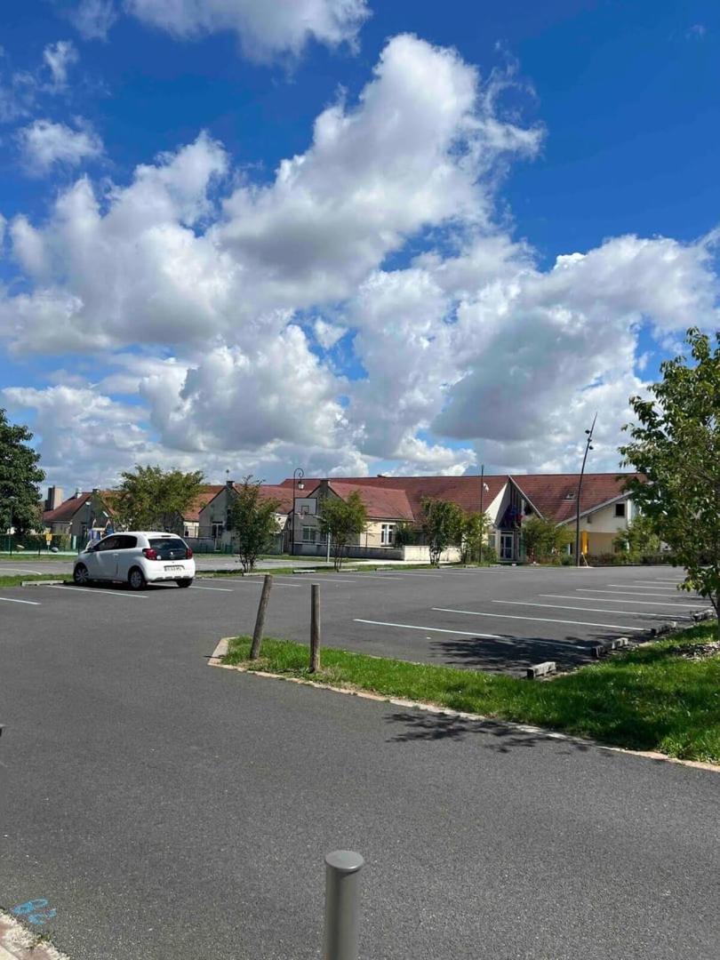 Studio Disneyland En 10 Min Paris 30 Min Montévrain Eksteriør bilde